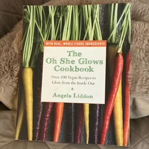 Avery's Vibrant Vegan Delights Cookbook